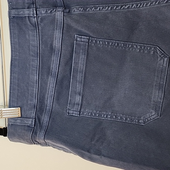 NWT Spanx Shorts Stretch Twill Shorts Hiking Women's Gray Denim Shorts Size XL - Picture 15 of 16